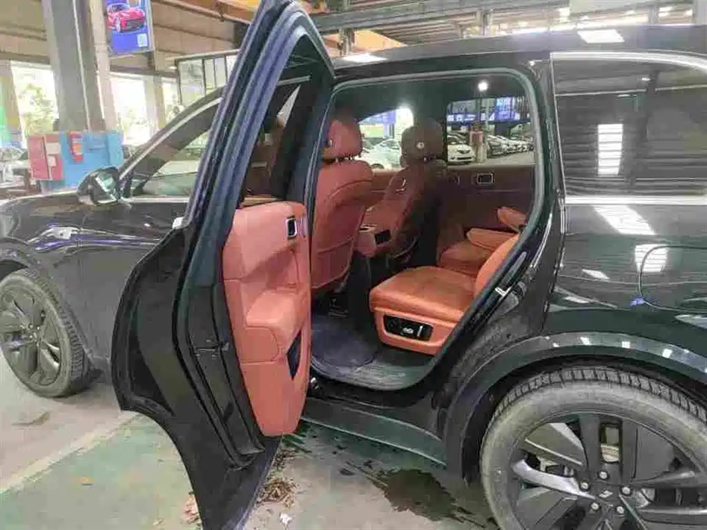 Li Auto Li L8 2024