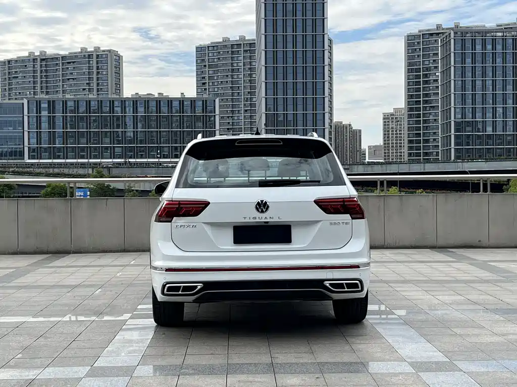 Volkswagen Tiguan L 2024 — фото 15