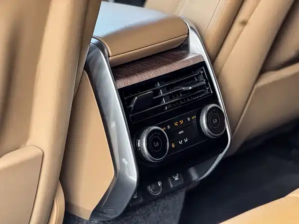 Land Rover Range Rover 2024
