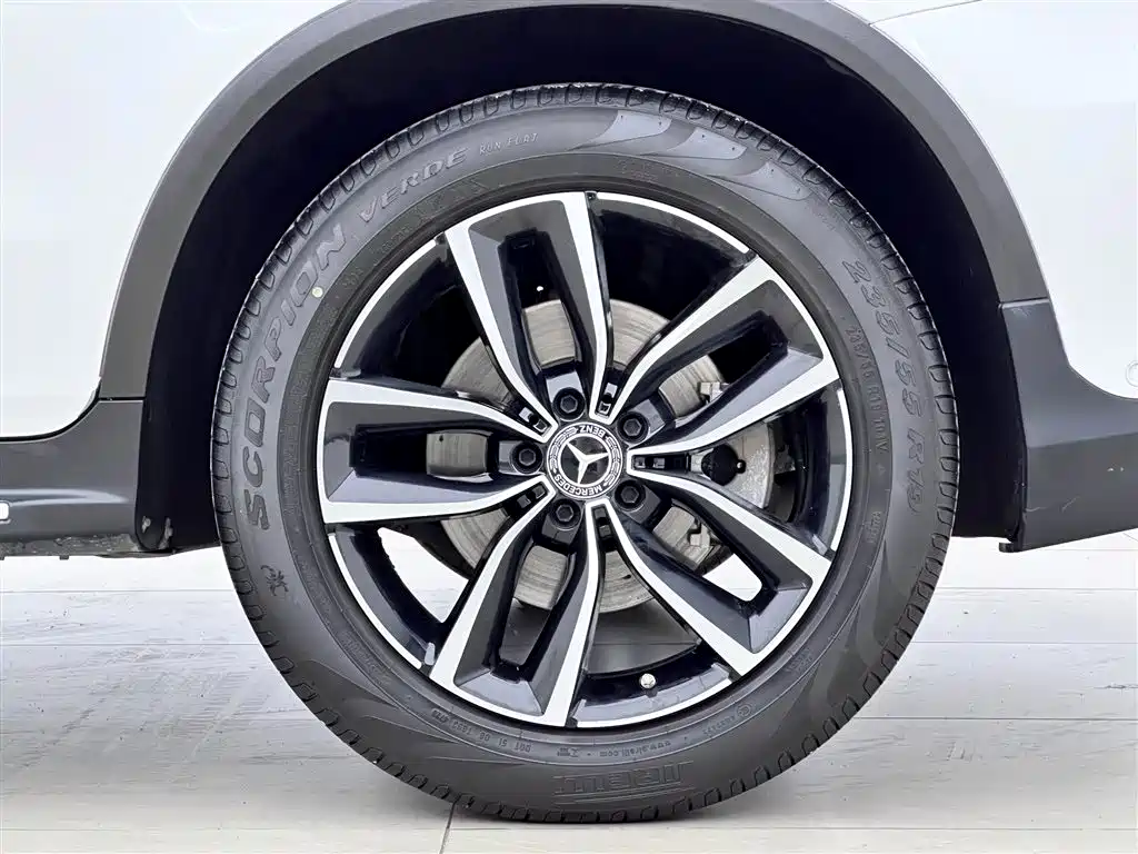 Mercedes-Benz GLC 2021 — фото 17
