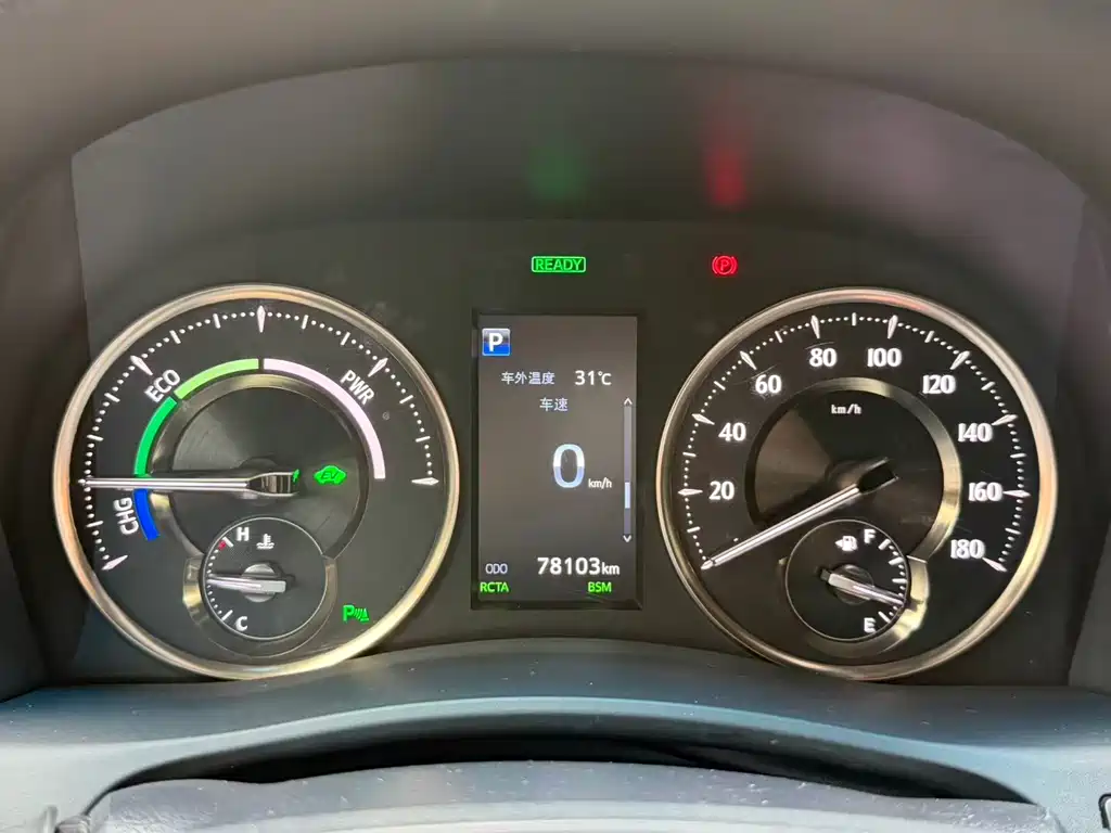 Toyota Alphard 2020 — фото 15