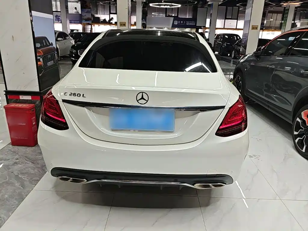 Mercedes-Benz C-Class 2020