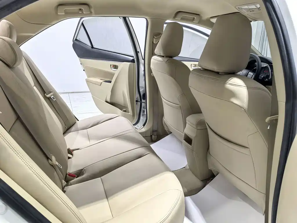 Toyota Corolla 2016 — фото 14