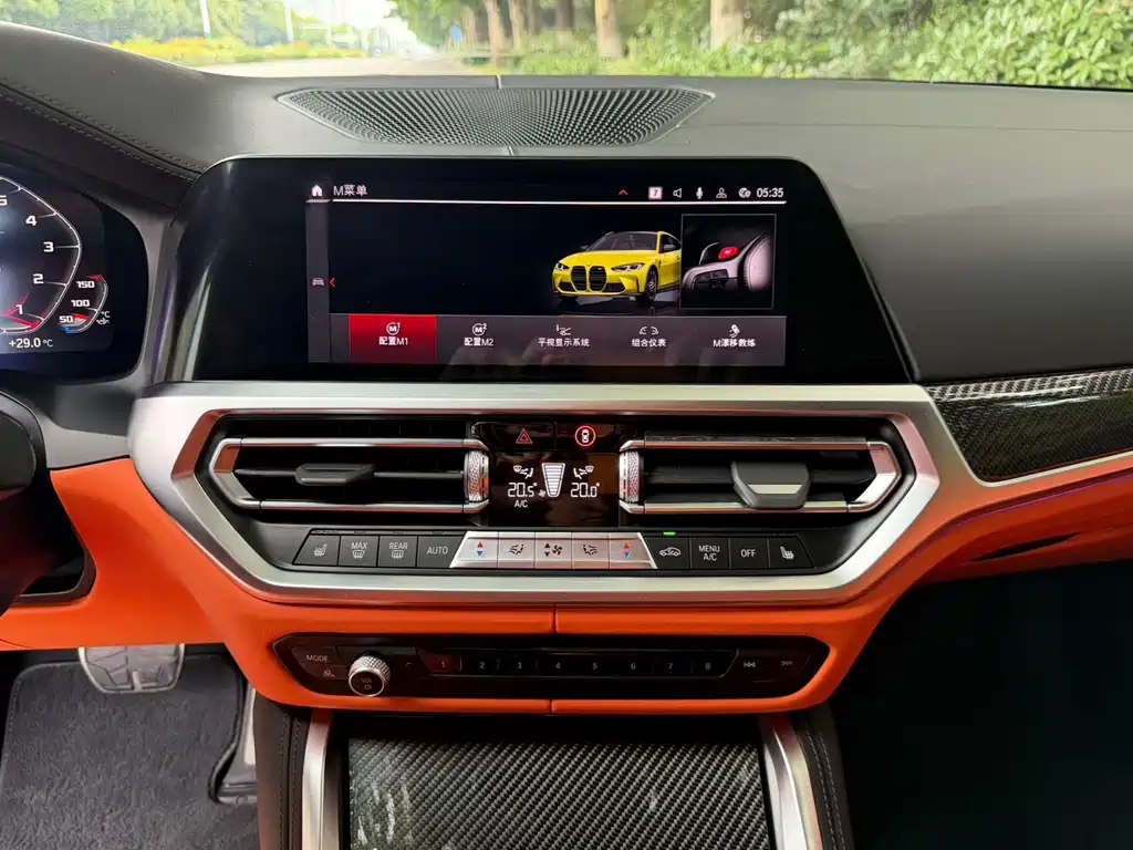 BMW M4 2023 — фото 12