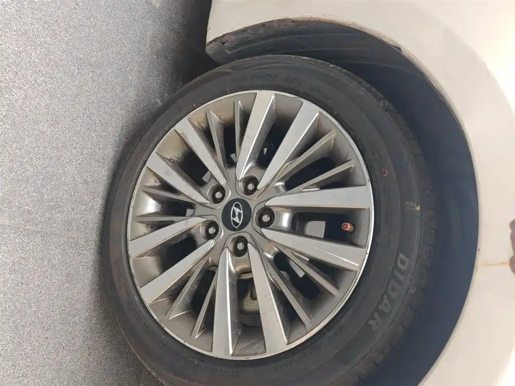 Hyundai Mistra 2017 — фото 26