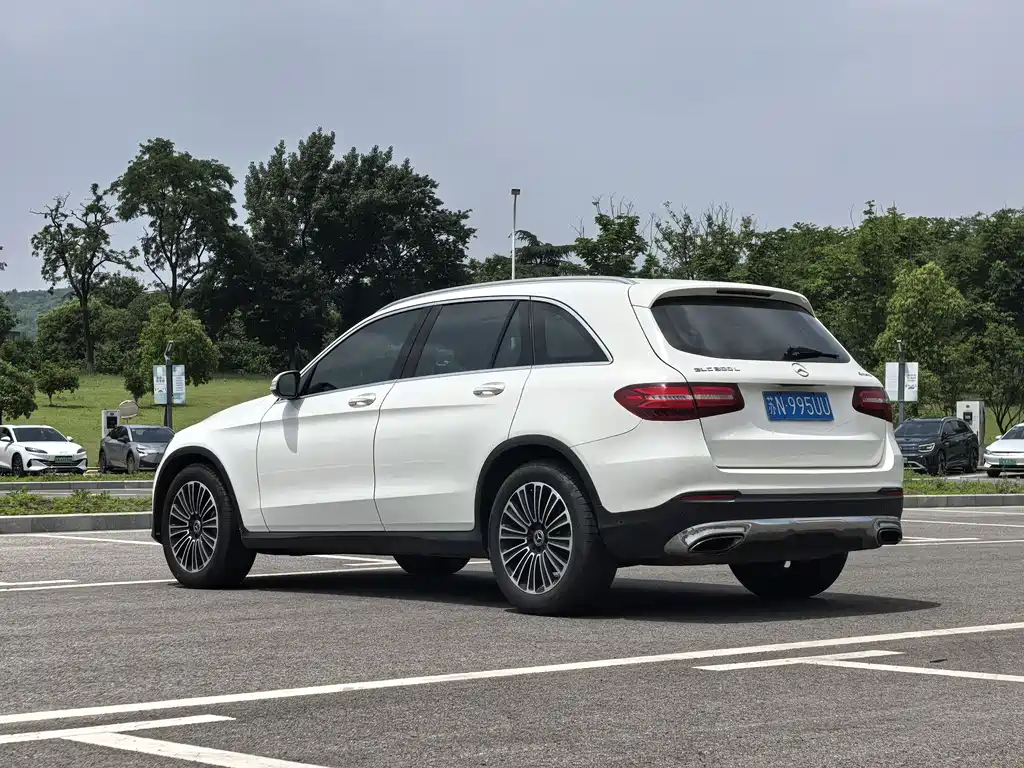 Mercedes-Benz GLC 2019 — фото 7