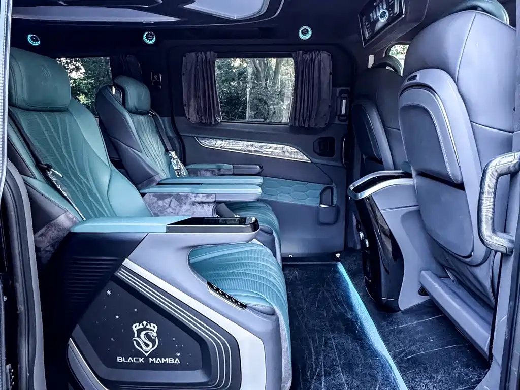 Ford Tourneo 2026 — фото 17