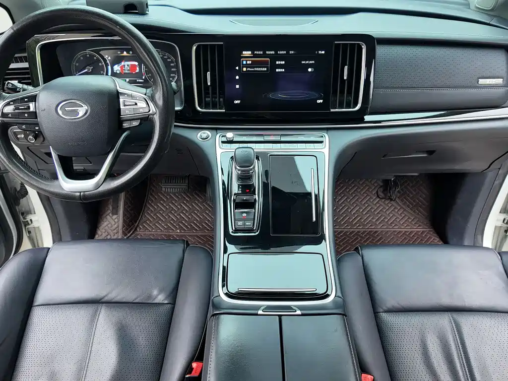 GAC Motor Trumpchi M8 2022 — фото 6