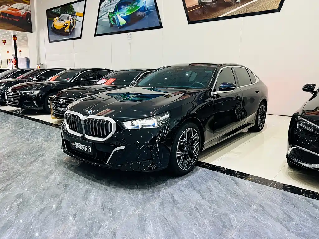BMW 5 Series 2024
