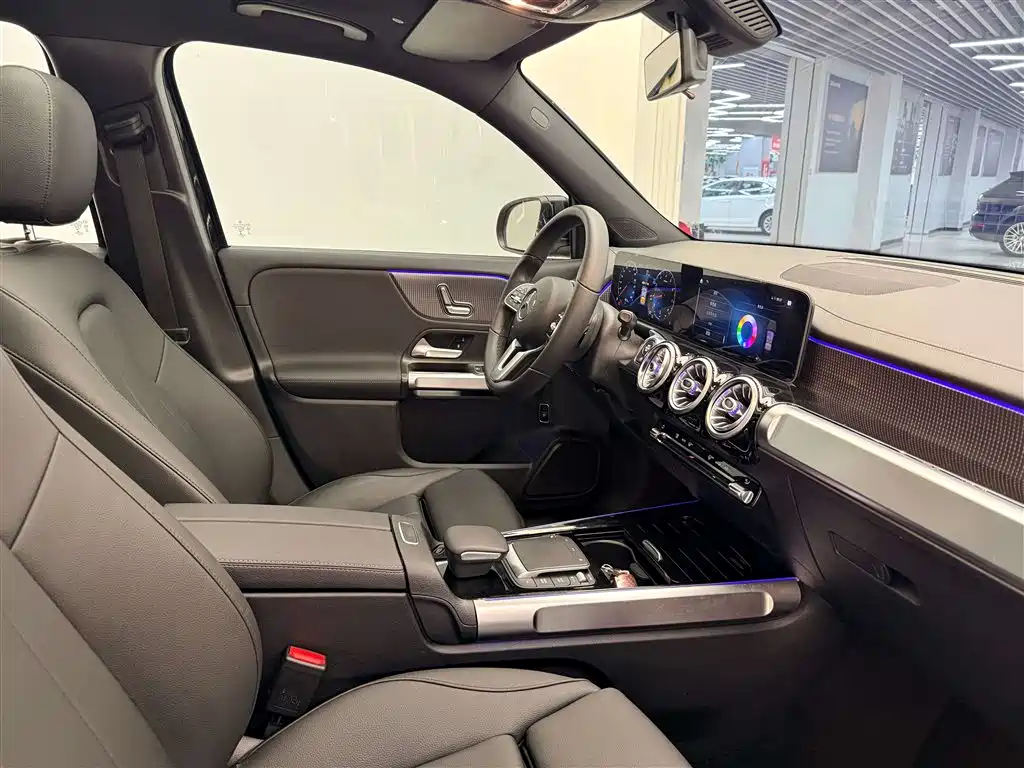 Mercedes-Benz GLB 2020 — фото 10