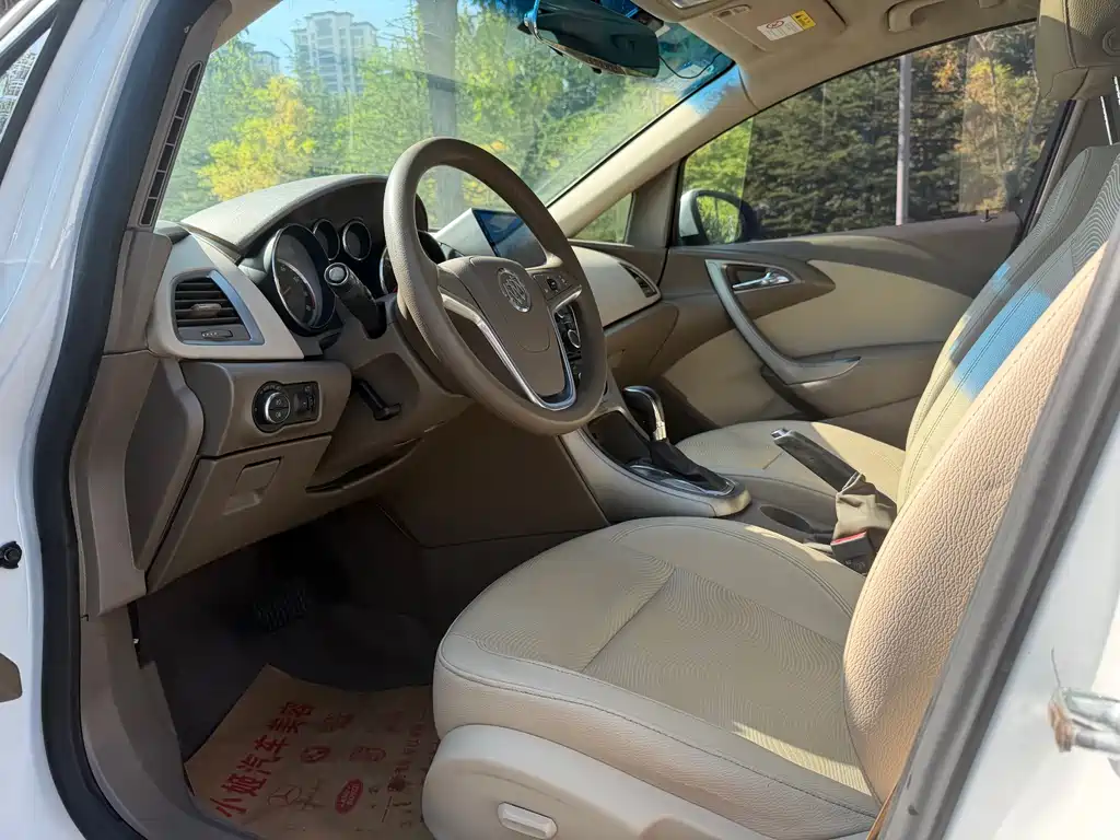 Buick Excelle 2014