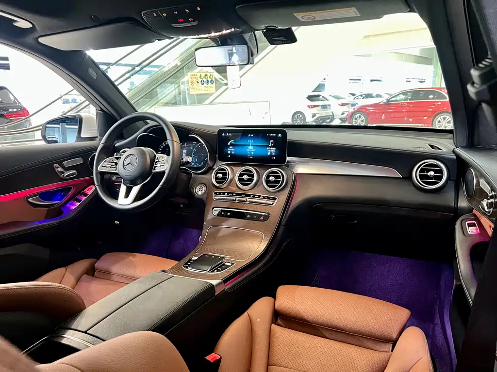 Mercedes-Benz GLC 2020 — фото 10