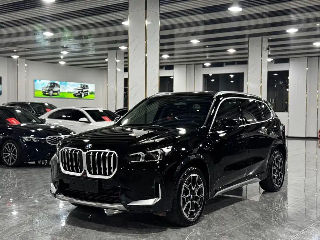 BMW X1 2025 — фото 1