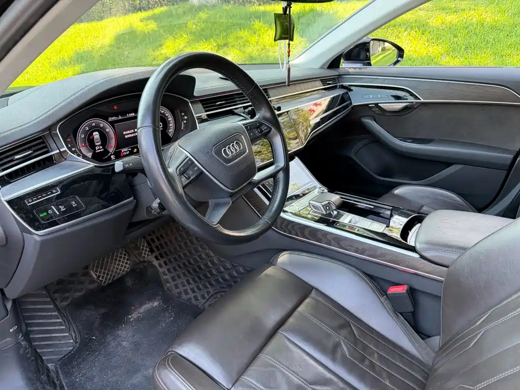 Audi A8 2020