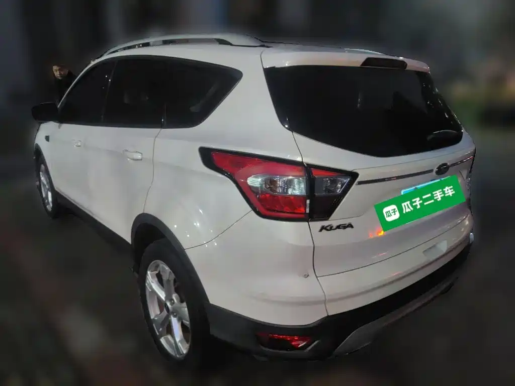 Ford Kuga 2019 — фото 25