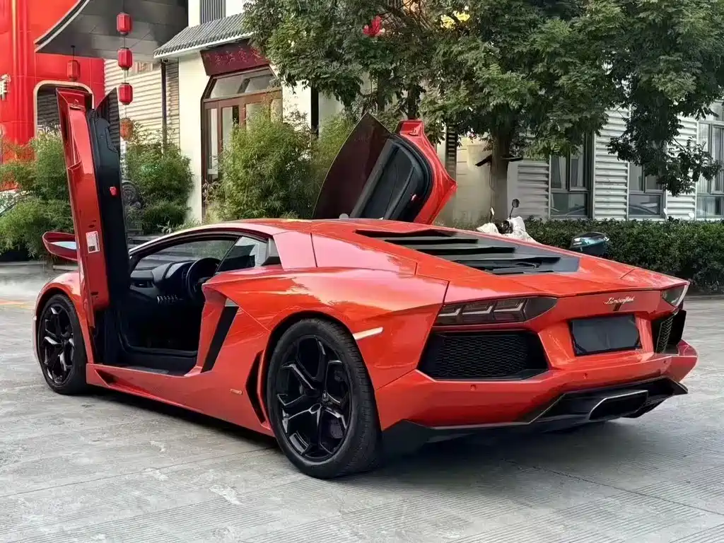 Lamborghini Aventador 2012 — фото 3