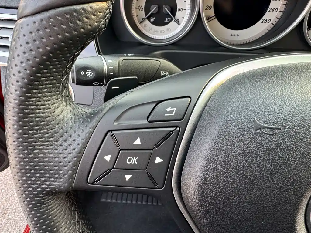 Mercedes-Benz E-Class 2016 — фото 16