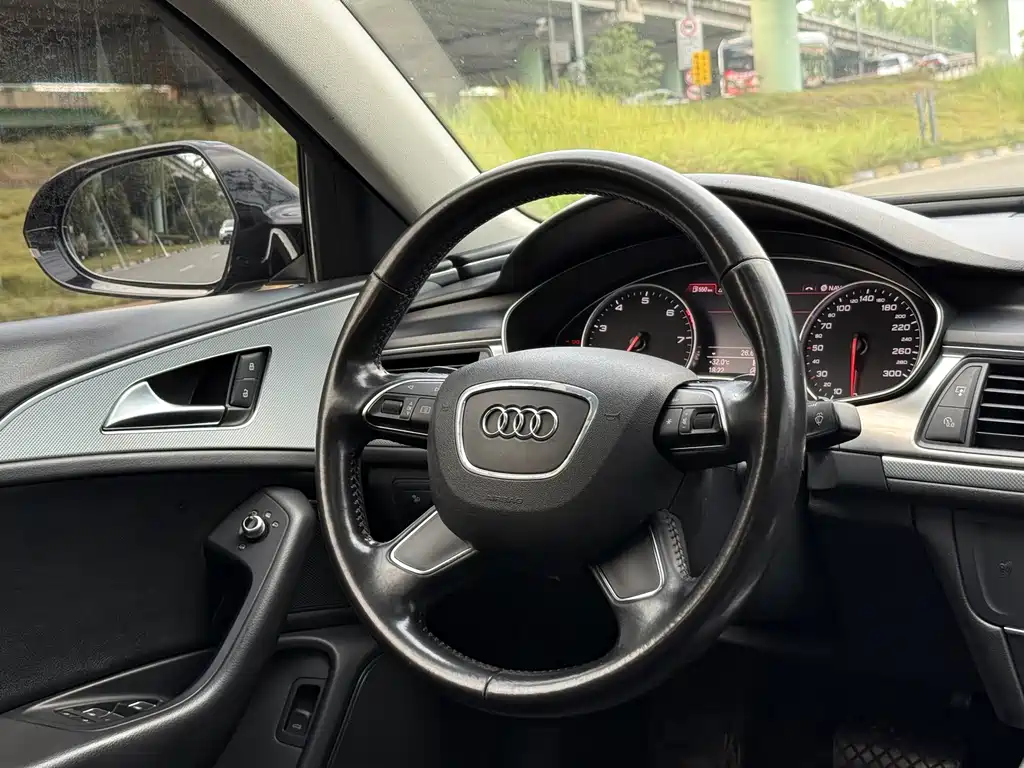 Audi A6L 2015 — фото 11