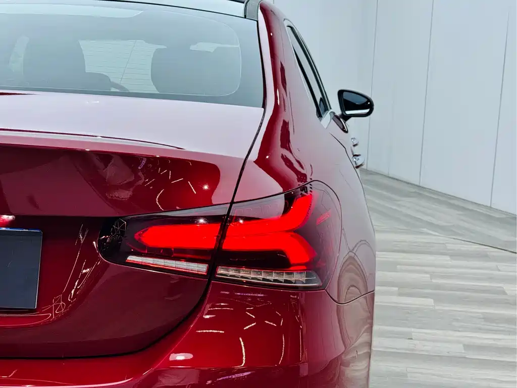 Mercedes-Benz A-Class 2022 — фото 27