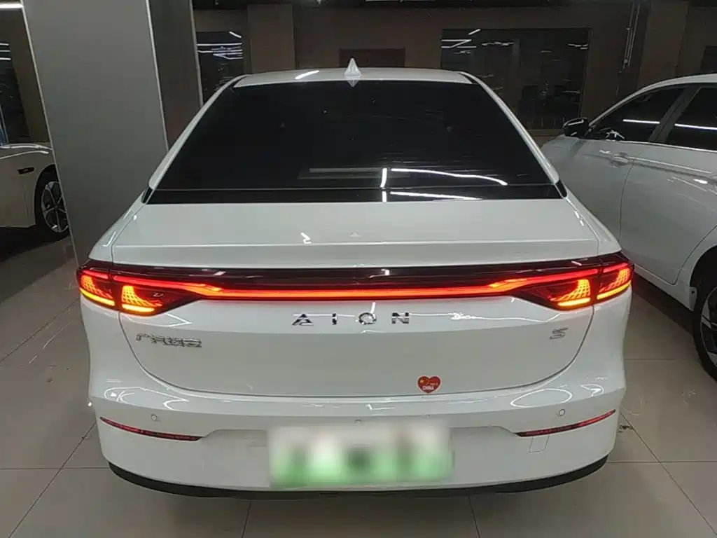 Aion S 2022