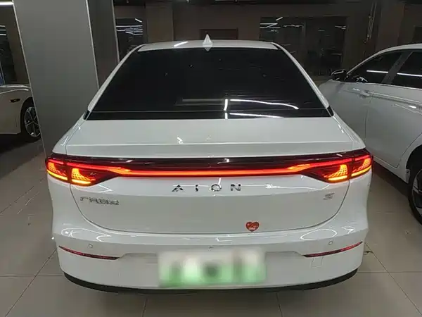 Aion S 2022