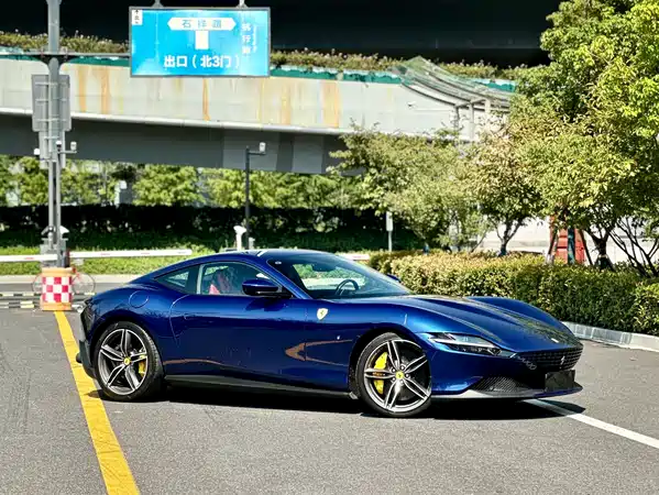 Ferrari Roma 2022