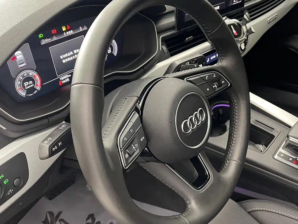 Audi A4L 2020 — фото 19