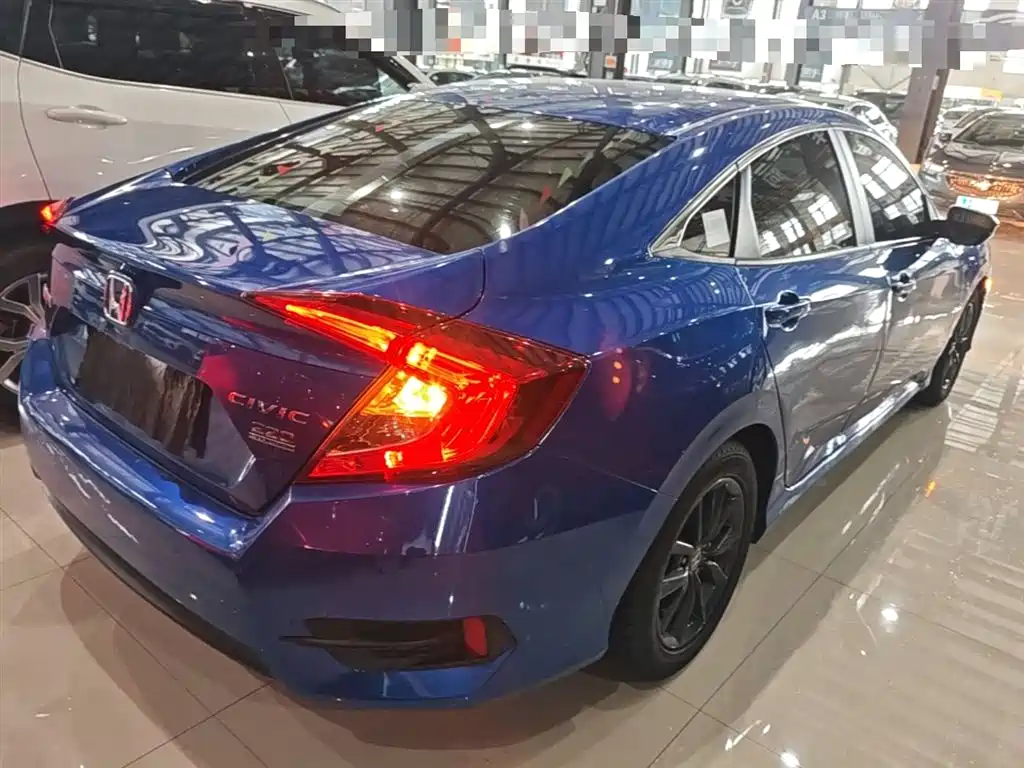 Honda Civic 2020 — фото 7