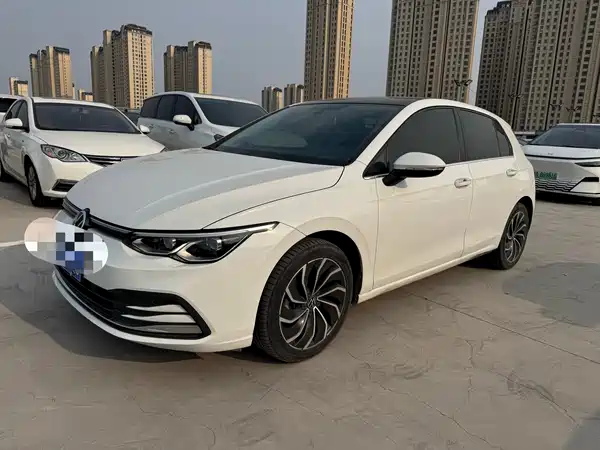 Volkswagen Golf 2021