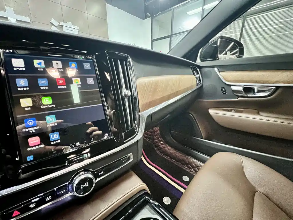 Volvo S90 PHEV 2024 — фото 10