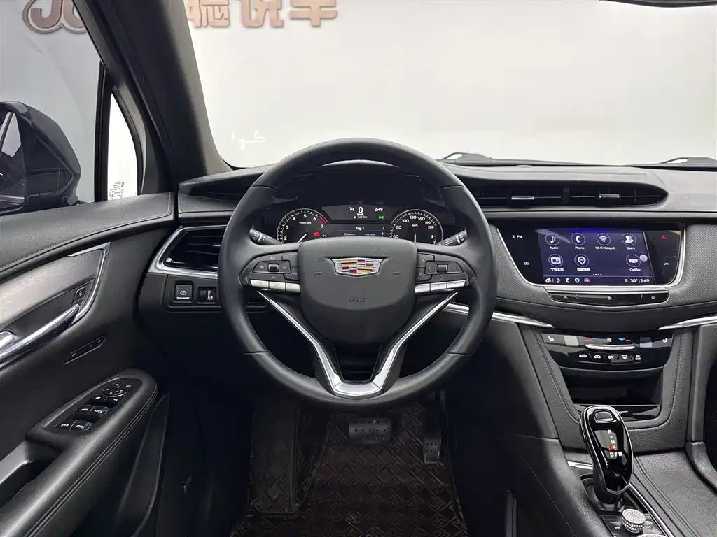 Cadillac XT6 2020 — фото 10