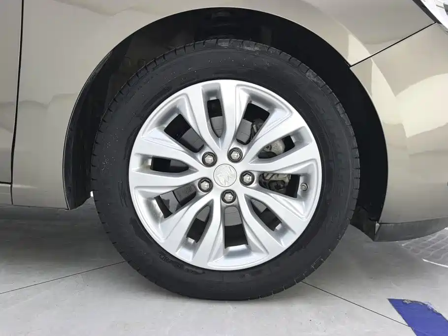 Buick Excelle 2019