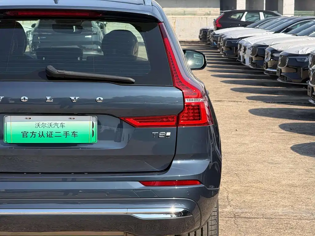 Volvo XC60 PHEV 2024 — фото 2