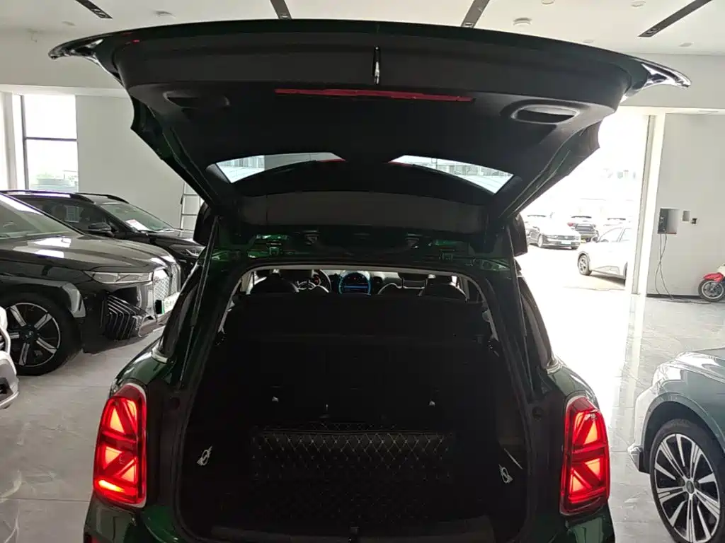 MINI Countryman 2020 — фото 19