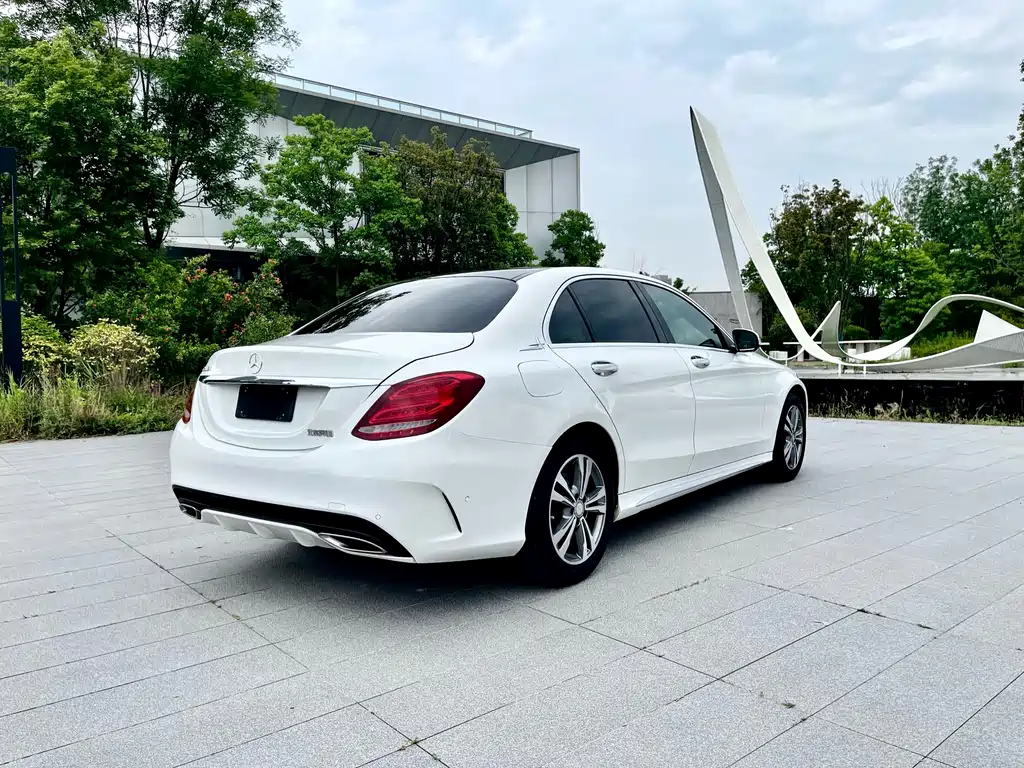 Mercedes-Benz C-Class 2016 — фото 21