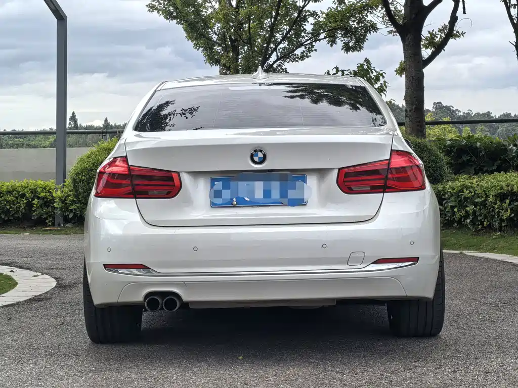 BMW 3 Series 2017