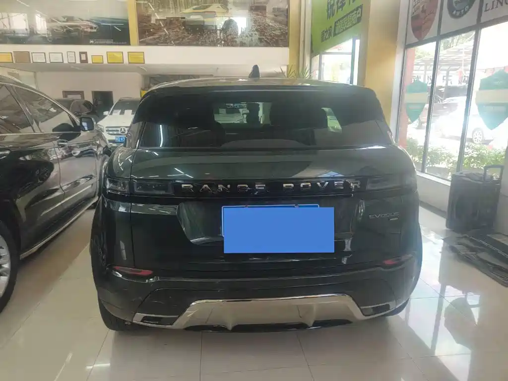 Land Rover Range Rover Evoque 2021 — фото 14
