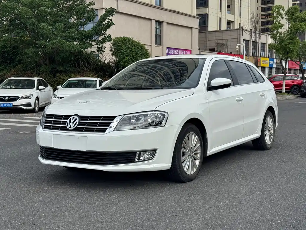 Volkswagen Gran Lavida 2014