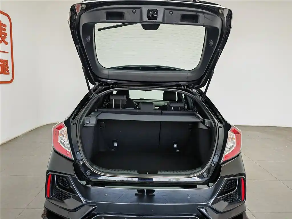 Honda Civic 2020 — фото 16