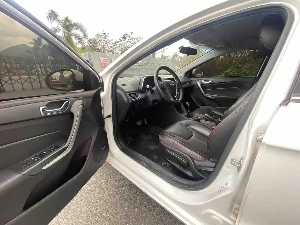 Chery Arrizo 5 2018