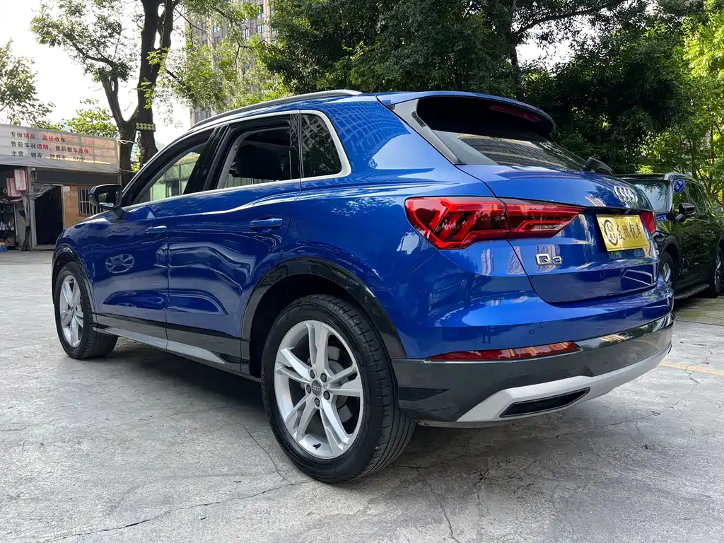 Audi Q3 2020 — фото 21