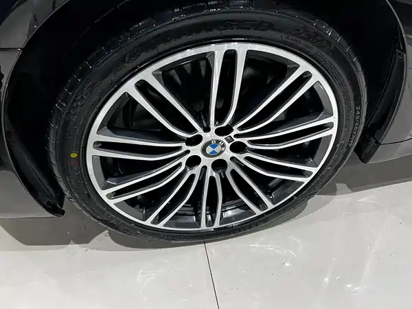 BMW 5 Series 2018