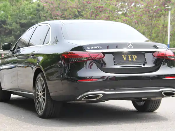 Mercedes-Benz E-Class 2022