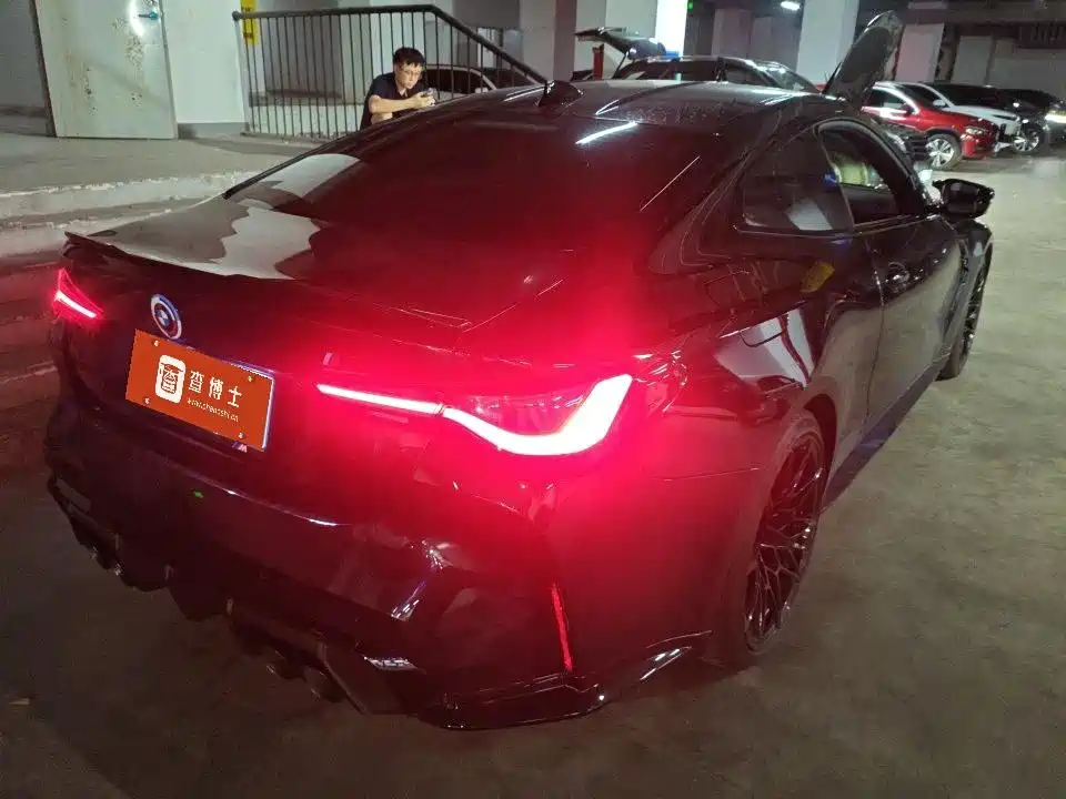 BMW M4 2022 — фото 2