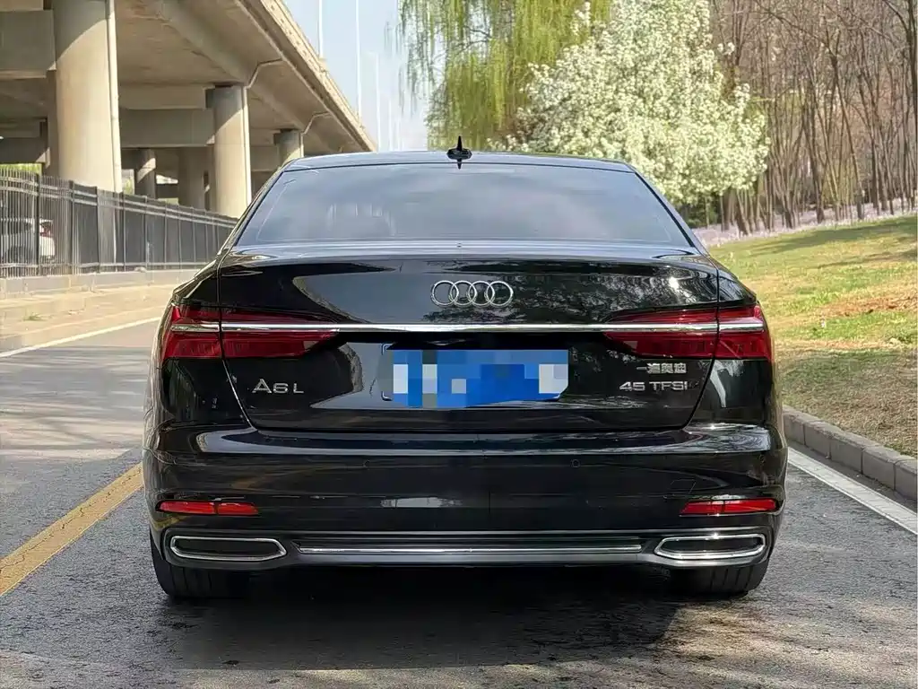 Audi A6L 2021