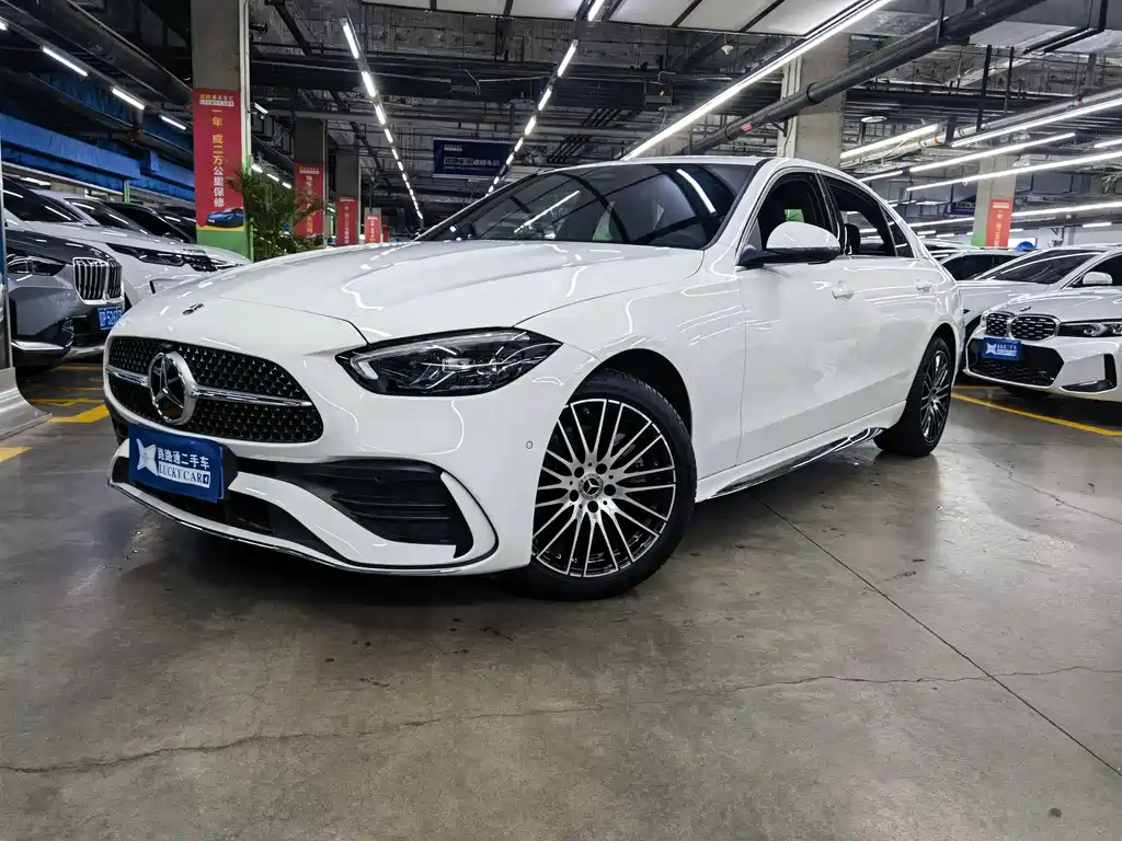Mercedes-Benz C-Class 2024