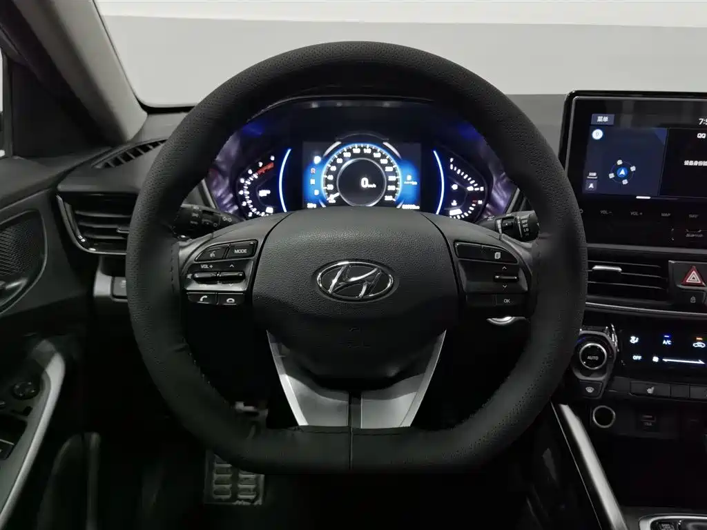 Hyundai Fista 2019 — фото 11