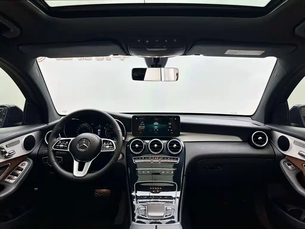 Mercedes-Benz GLC Coupe 2022 — фото 5