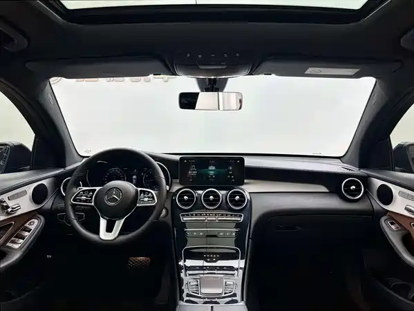 Mercedes-Benz GLC Coupe 2022