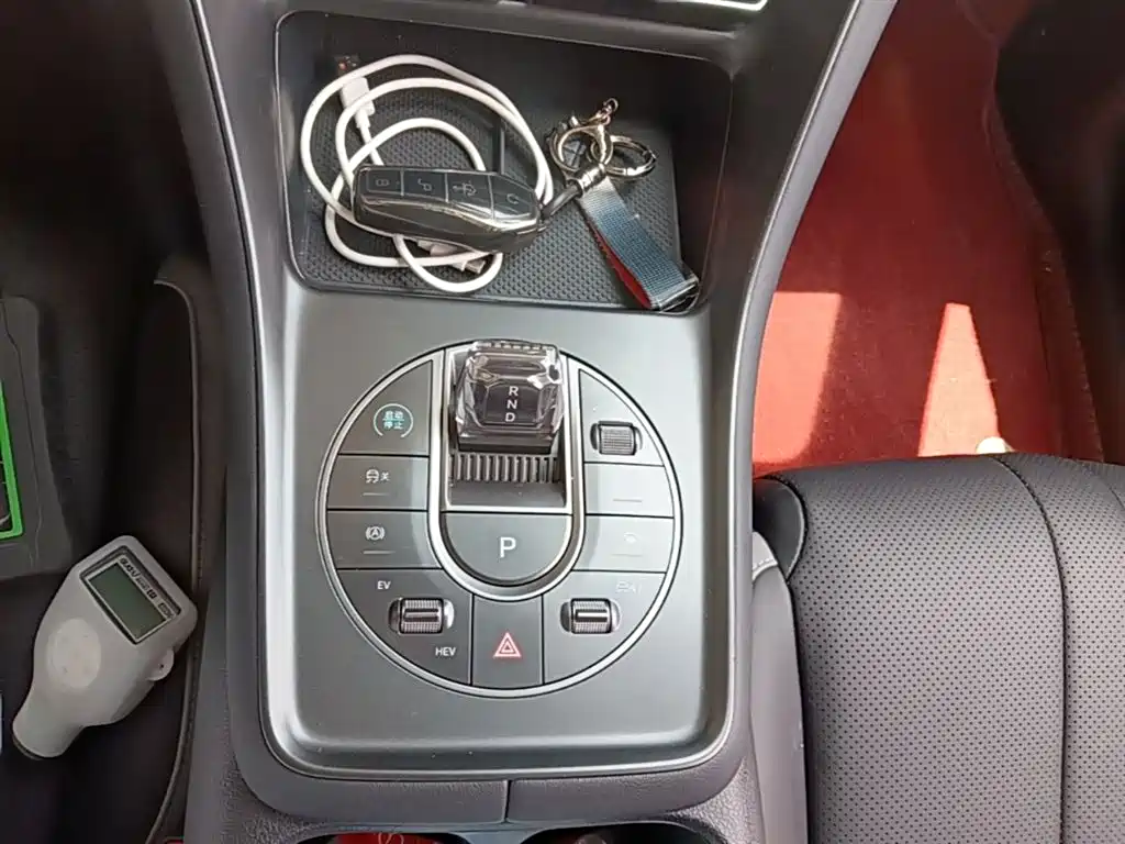 BYD Seal 05 DM-i 2024 — фото 14